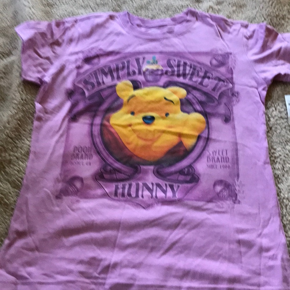 XS Disney store with tags Pooh shirt